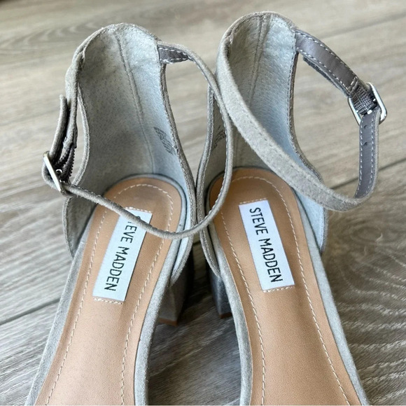 Steve Madden Irenee Heeled Sandal - Picture 9 of 14